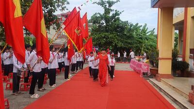 Một số hình ảnh Lễ Khai giảng năm học 2023-2024 của trường THCS Hồng Vân